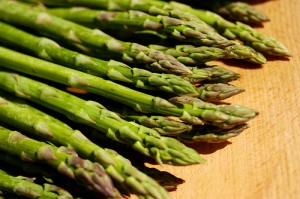 © Skånska Matupplevelser grüner Spargel