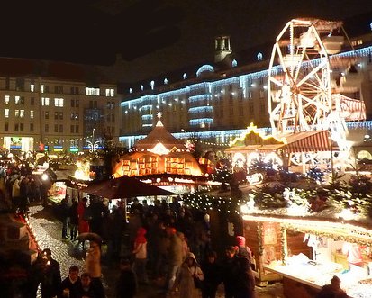 © Daikrieg Dresdner Striezelmarkt