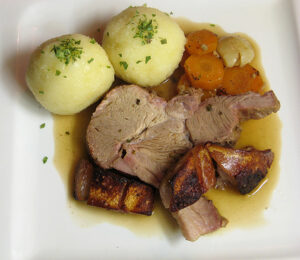 © Seph Swain Schweinebraten mit Klößen