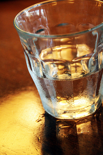 © OiMax Glas Wasser